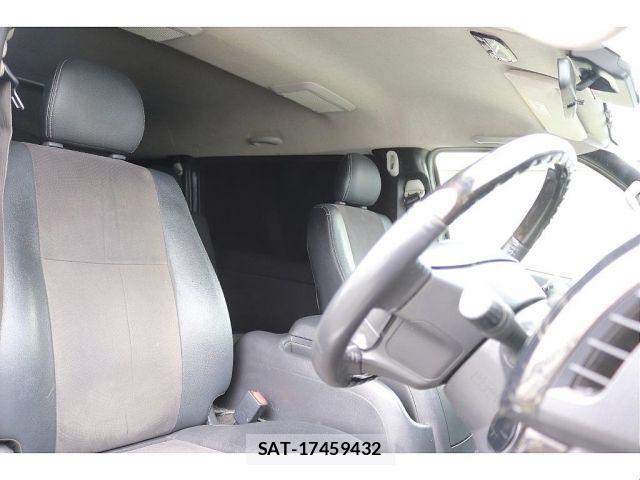 Toyota HIACE VAN 2018-01 909831-12