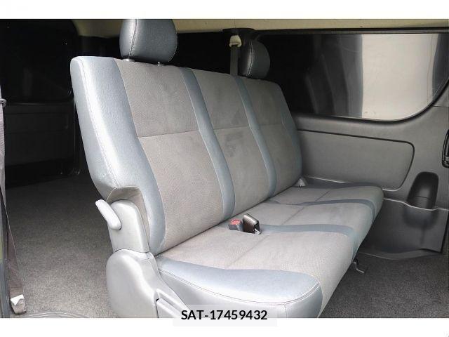 Toyota HIACE VAN 2018-01 909831-13