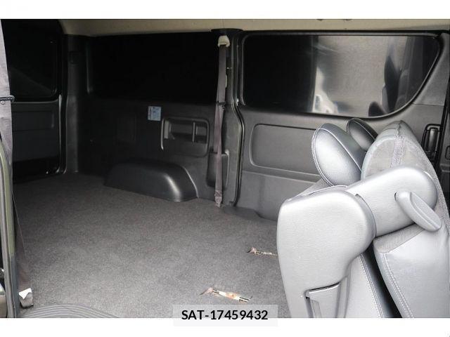 Toyota HIACE VAN 2018-01 909831-14