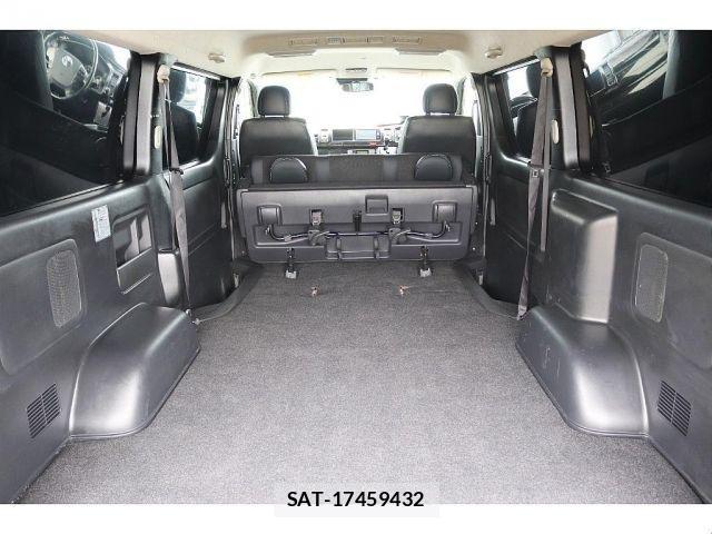 Toyota HIACE VAN 2018-01 909831-3