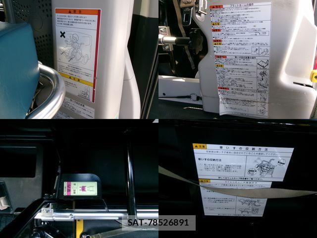 Toyota HIACE VAN 2020-03 1212426-11