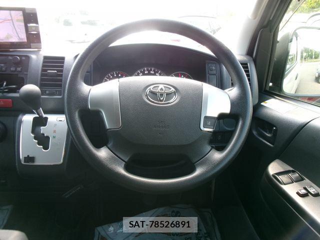 Toyota HIACE VAN 2020-03 1212426-1