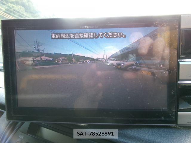 Toyota HIACE VAN 2020-03 1212426-23