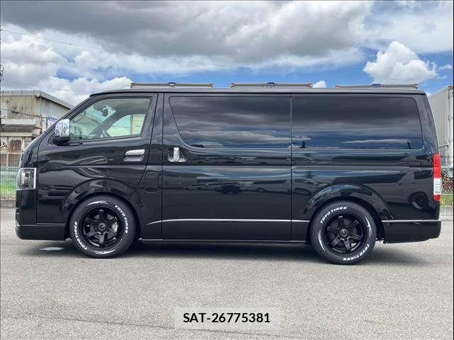 Toyota HIACE VAN 2025-03 1221667-13