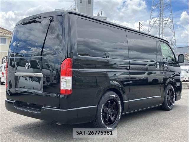 Toyota HIACE VAN 2025-03 1221667-14