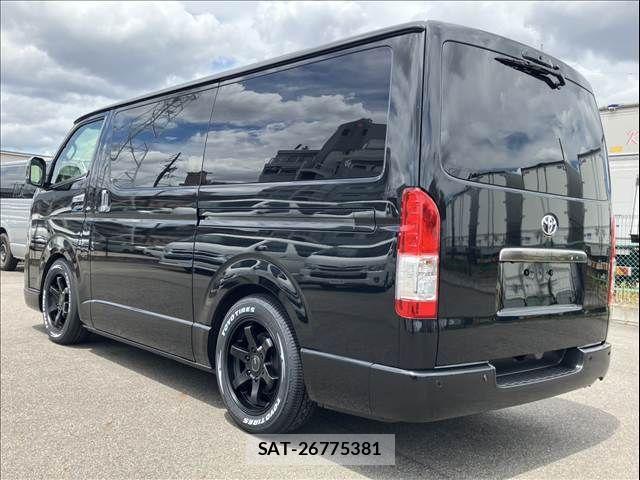Toyota HIACE VAN 2025-03 1221667-15