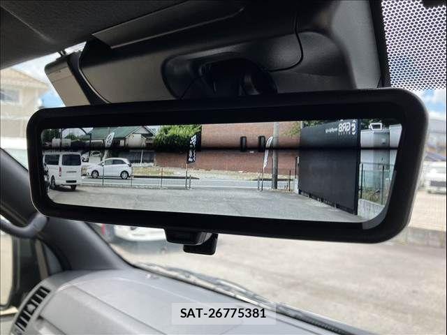 Toyota HIACE VAN 2025-03 1221667-17