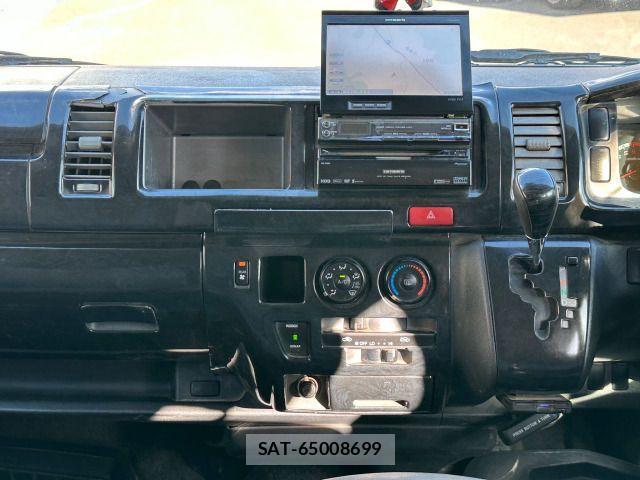 Toyota HIACE VAN 2008-10 1221623-11