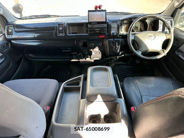 Toyota HIACE VAN 2008-10 1221623-4