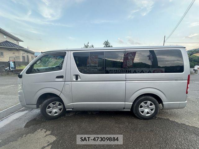 Toyota HIACE VAN 2005-09 1221618-15