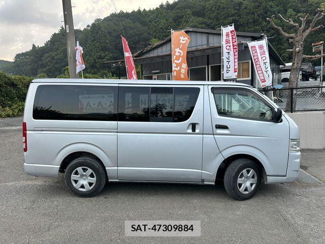 Toyota HIACE VAN 2005-09 1221618-17