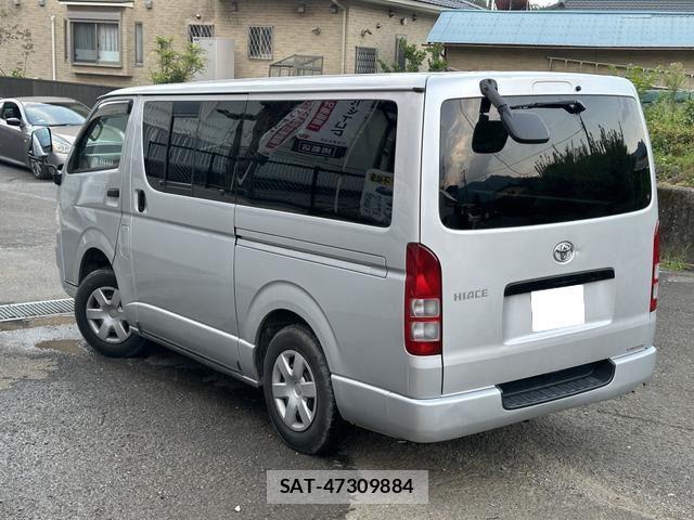 Toyota HIACE VAN 2005-09 1221618-1