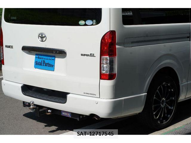 Toyota HIACE VAN 2017-05 1302060-12