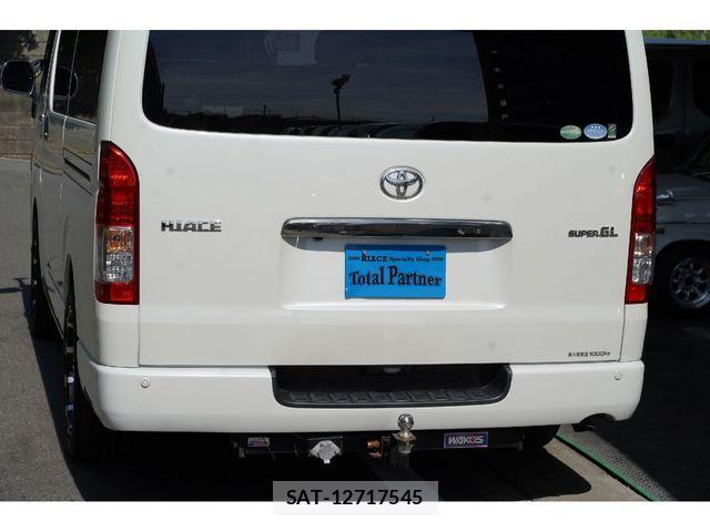 Toyota HIACE VAN 2017-05 1302060-15