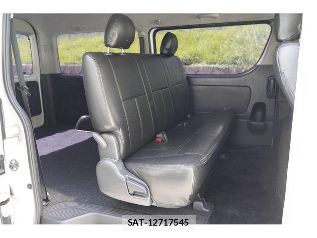 Toyota HIACE VAN 2017-05 1302060-22