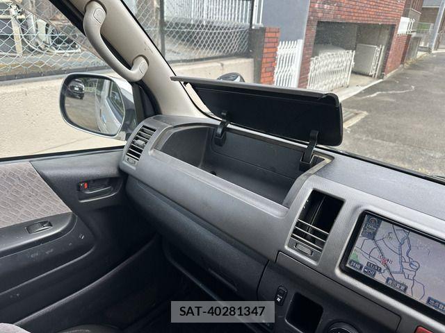 Toyota HIACE VAN 2008-11 1307723-17