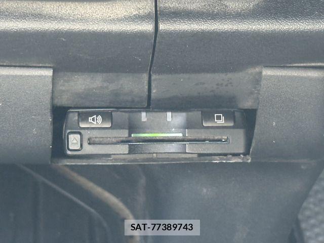 Toyota HIACE VAN 2013-12 1324594-9