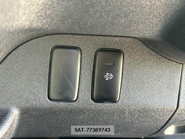 Toyota HIACE VAN 2013-12 1324594-15