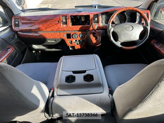 Toyota HIACE VAN 2007-08 1324592-4