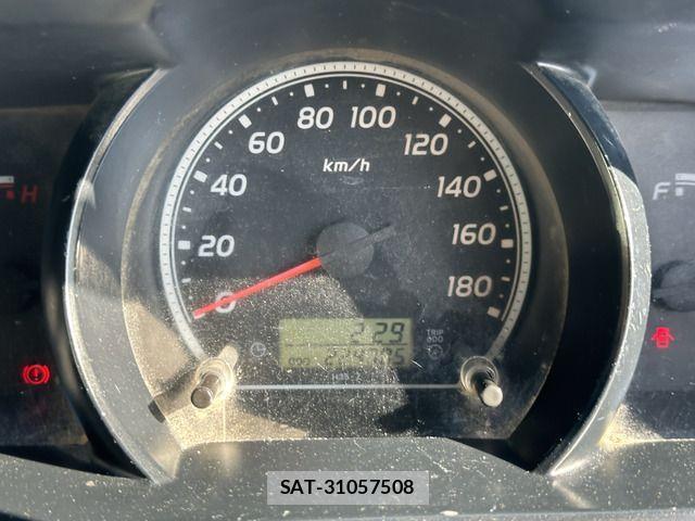 Toyota HIACE VAN 2009-11 1324593-10