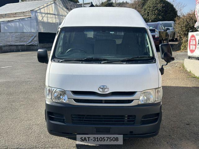 Toyota HIACE VAN 2009-11 1324593-13