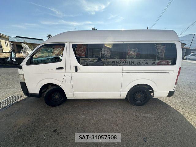 Toyota HIACE VAN 2009-11 1324593-15