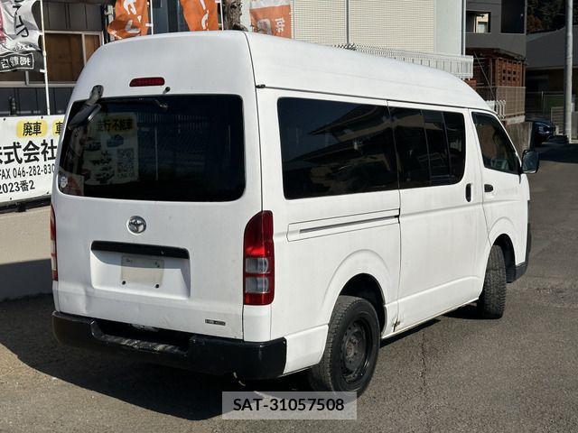 Toyota HIACE VAN 2009-11 1324593-3
