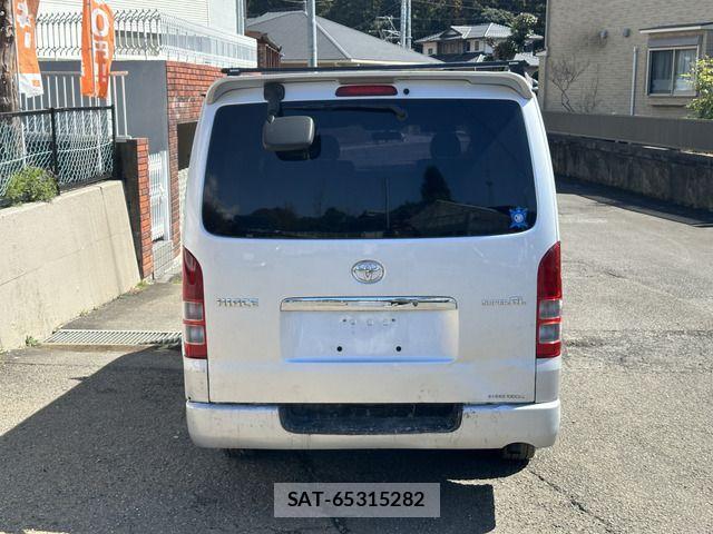 Toyota HIACE VAN 2005-10 1326074-16