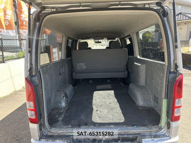 Toyota HIACE VAN 2005-10 1326074-6