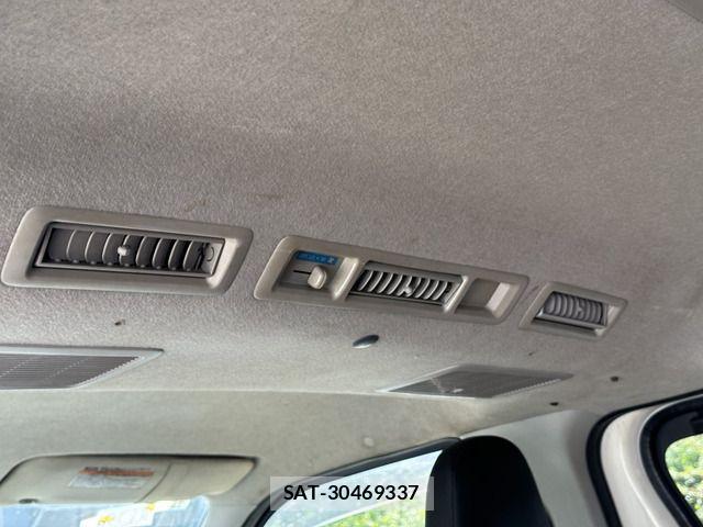 Toyota HIACE VAN 2006-12 1380782-12