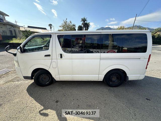 Toyota HIACE VAN 2006-12 1380782-3
