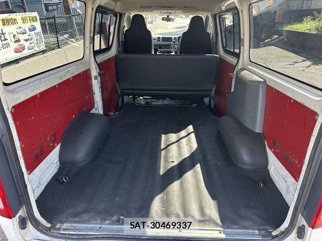 Toyota HIACE VAN 2006-12 1380782-6