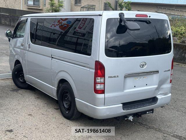 Toyota HIACE VAN 2006-03 1428658-4