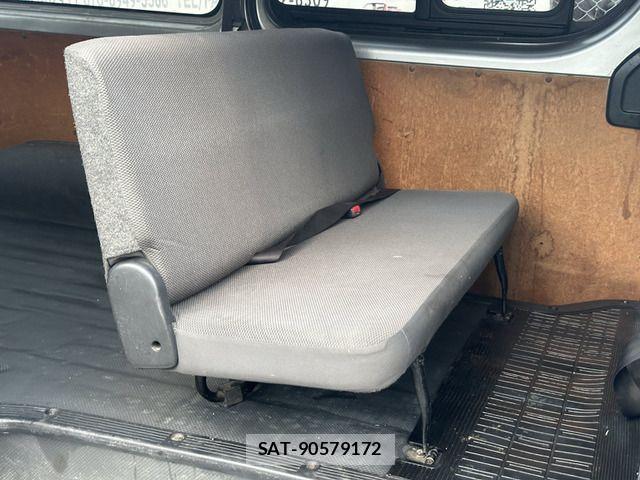 Toyota HIACE VAN 2015-03 1428660-12