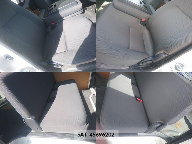 Toyota HIACE VAN 2019-09 1472713-15