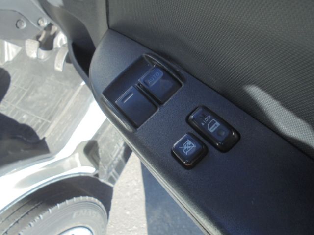 Toyota HIACE VAN 2010-11 1545722-10