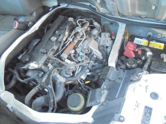 Toyota HIACE VAN 2010-11 1545722-21