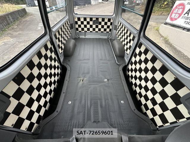 Toyota HIACE VAN 2007-09 1585785-8