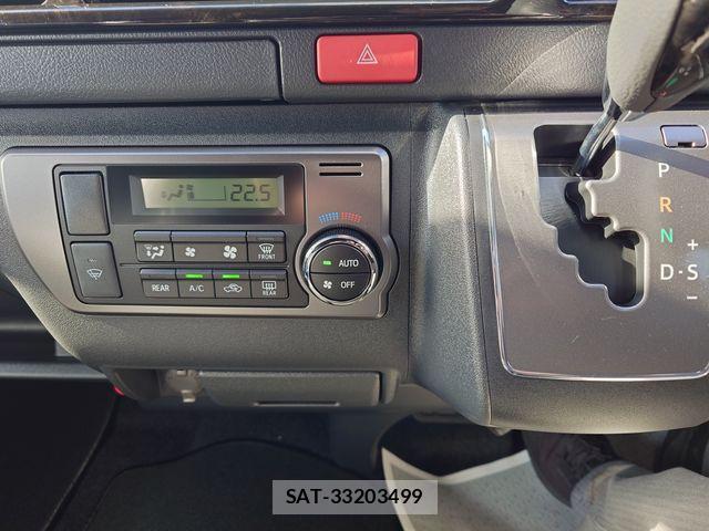 Toyota HIACE VAN 2025-11 1660431-18