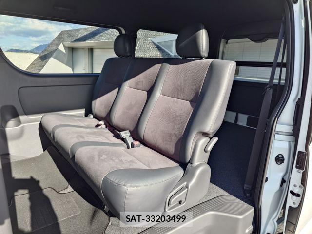 Toyota HIACE VAN 2025-11 1660431-23