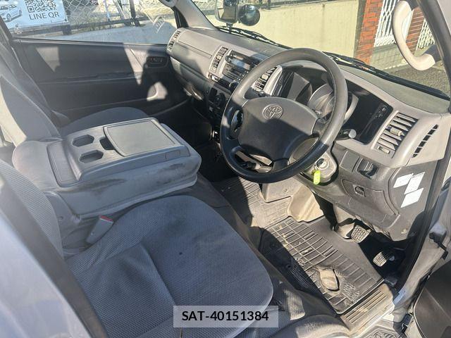 Toyota HIACE VAN 2006-11 1870507-16