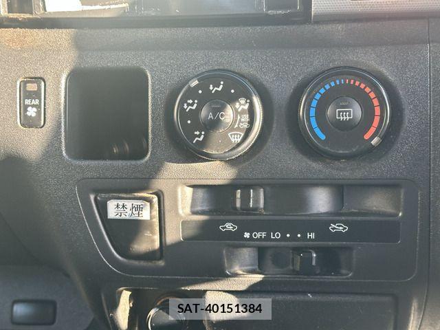 Toyota HIACE VAN 2006-11 1870507-18