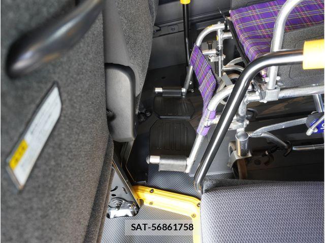 Toyota HIACE VAN 2016-04 2009378-11