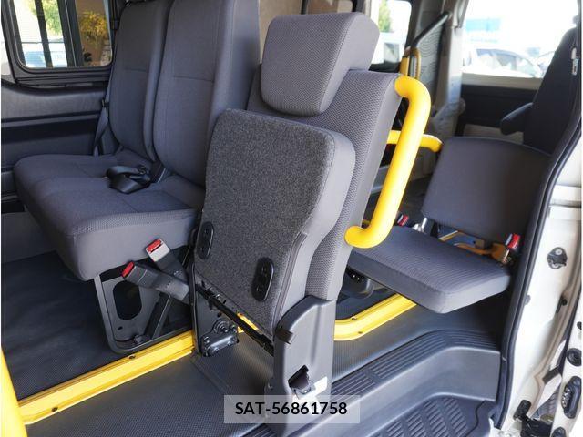 Toyota HIACE VAN 2016-04 2009378-19