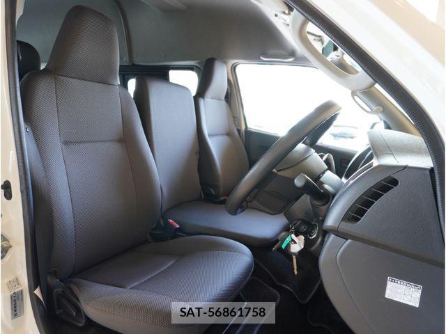 Toyota HIACE VAN 2016-04 2009378-20