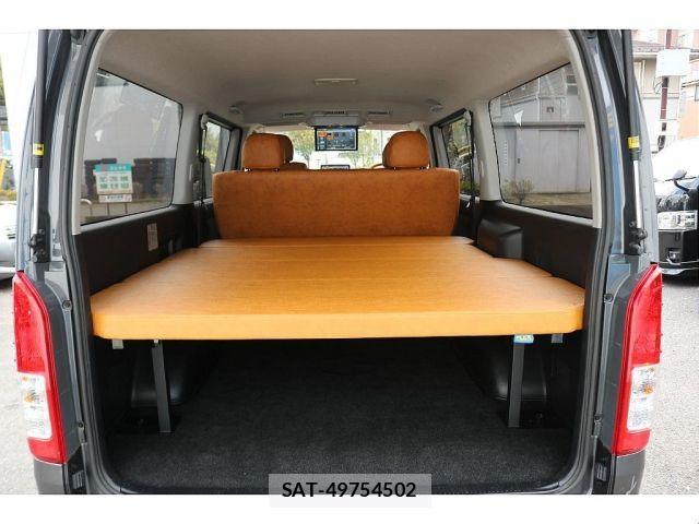 Toyota HIACE VAN 2016-01 2009353-9
