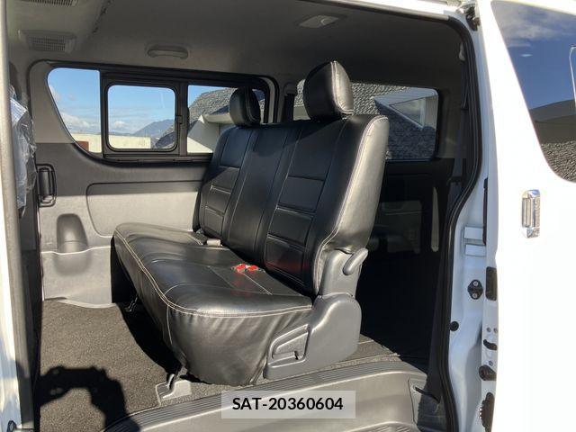 Toyota HIACE VAN 2016-03 2029788-21