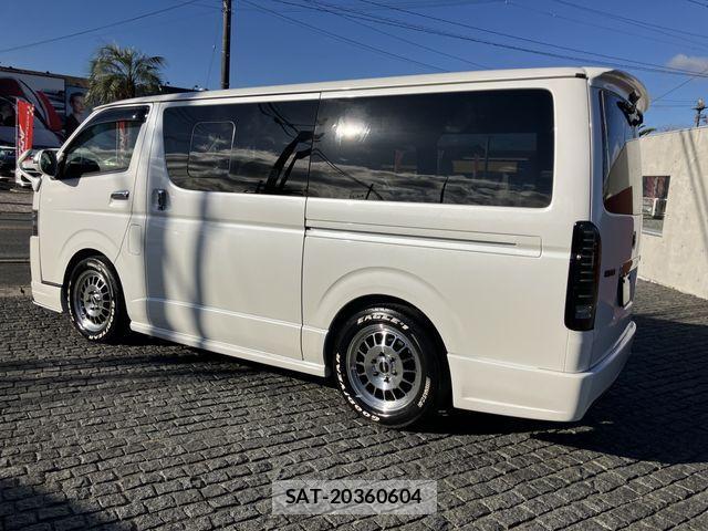 Toyota HIACE VAN 2016-03 2029788-3