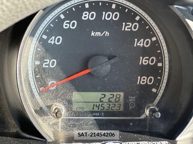 Toyota HIACE VAN 2007-12 2101828-16