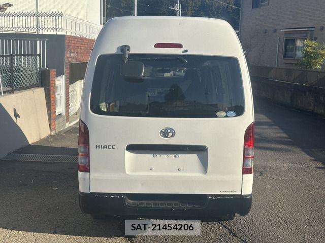 Toyota HIACE VAN 2007-12 2101828-5